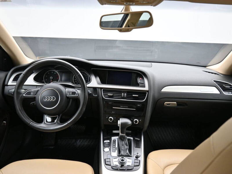 2015 Audi A4 2.0T quattro Premium Plus