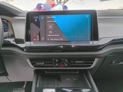 2025 Volkswagen Atlas Cross Sport SE 4Motion