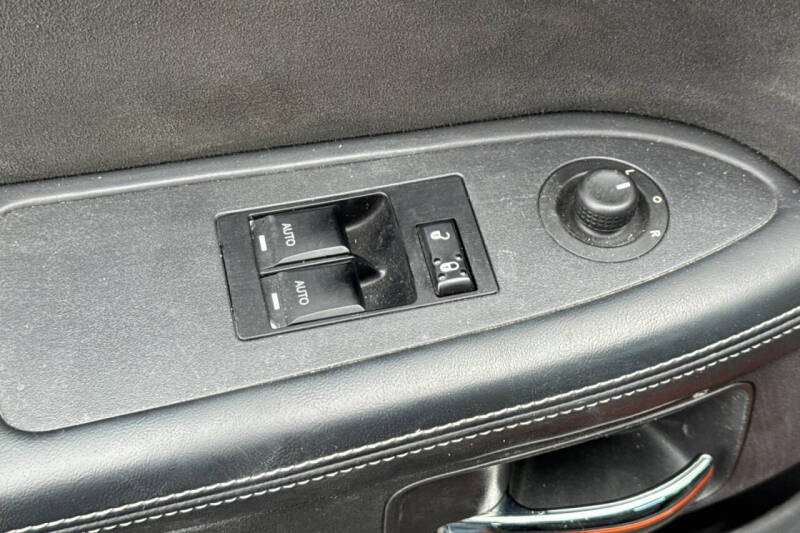 2011 Dodge Challenger SRT8 392