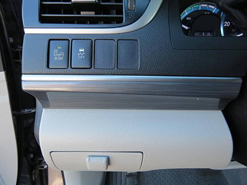 2014 Toyota Camry Hybrid XLE