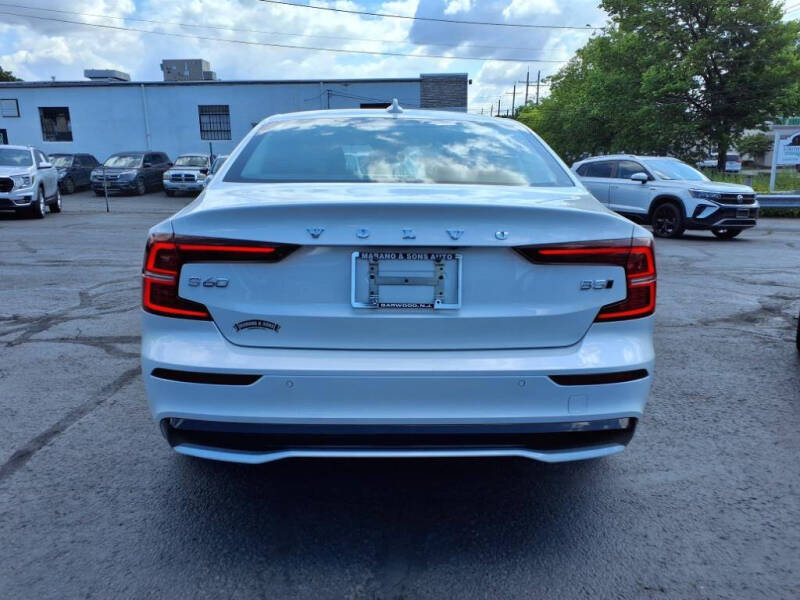 2025 Volvo S60 B5 Core