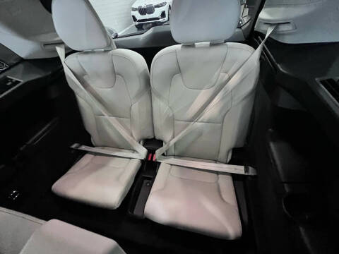 2020 Volvo XC90 T5 Momentum