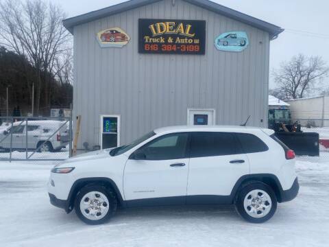 2015 Jeep Cherokee for sale at IDEAL TRUCK & AUTO LLC in Coopersville MI