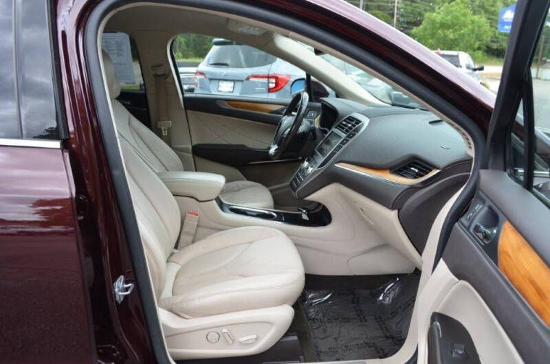 2019 Lincoln MKC Select