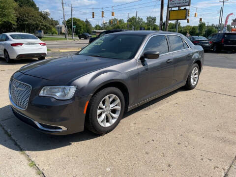 2016 Chrysler 300 for sale at Tom's Discount Auto Sales in Flint MI