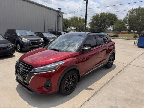 2021 Nissan Kicks SR