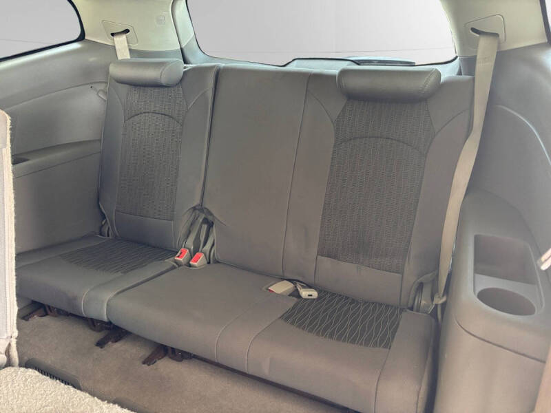 2013 Chevrolet Traverse LS