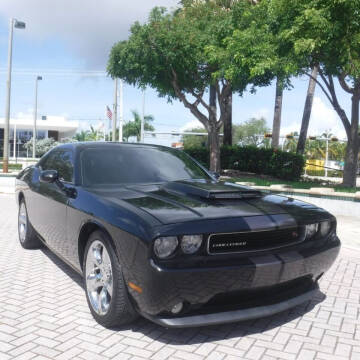 2013 Dodge Challenger for sale at Choice Auto Brokers in Fort Lauderdale FL