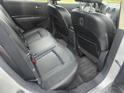 2013 Nissan Rogue SV w/SL Package