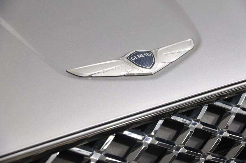 2023 Genesis GV70 2.5T Standard