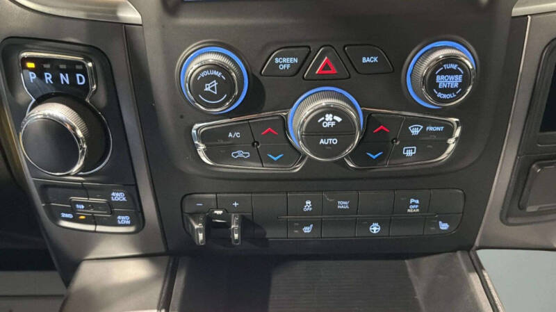 2022 RAM 1500 Classic SLT