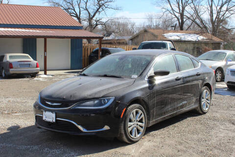 2015 Chrysler 200 for sale at Bailey & Sons Motor Co in Lyndon KS