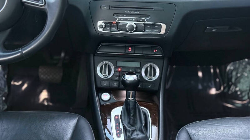 2015 Audi Q3 2.0T Premium Plus