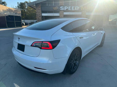 2020 Tesla Model 3 Standard Range