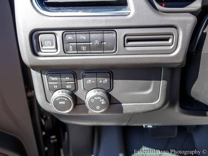 2024 Chevrolet Suburban RST