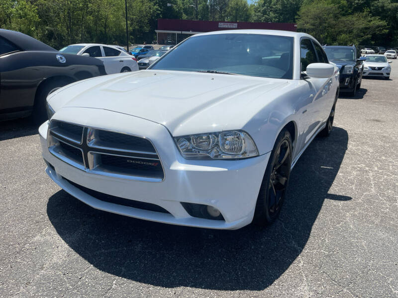 2013 Dodge Charger R/T's photo