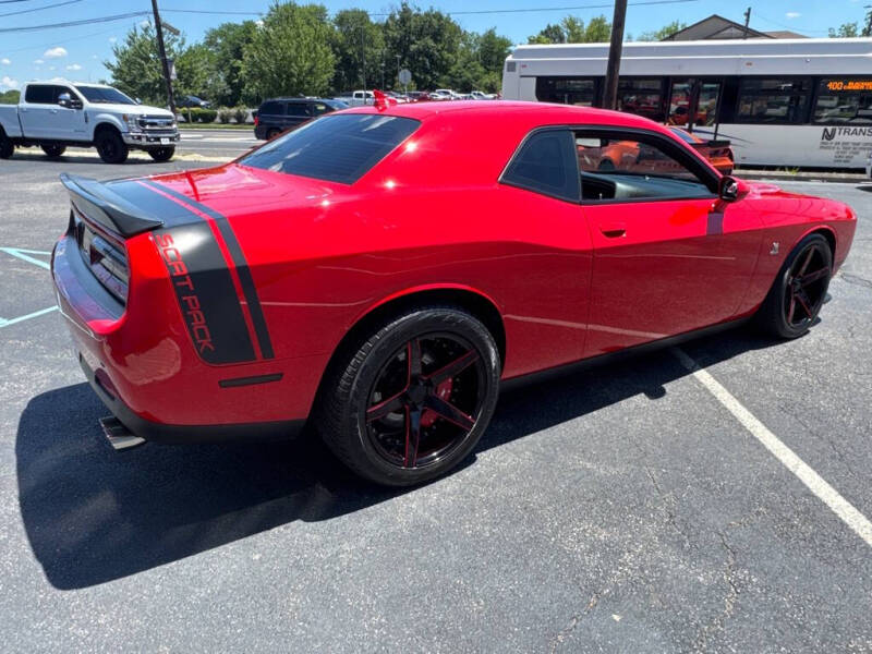 2016 Dodge Challenger R/T Scat Pack