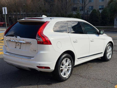 2016 Volvo XC60 T5 Drive-E Premier