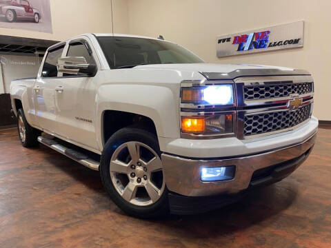 2014 Chevrolet Silverado 1500 for sale at Driveline LLC in Jacksonville FL