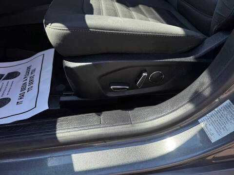 2019 Ford Fusion Hybrid SE