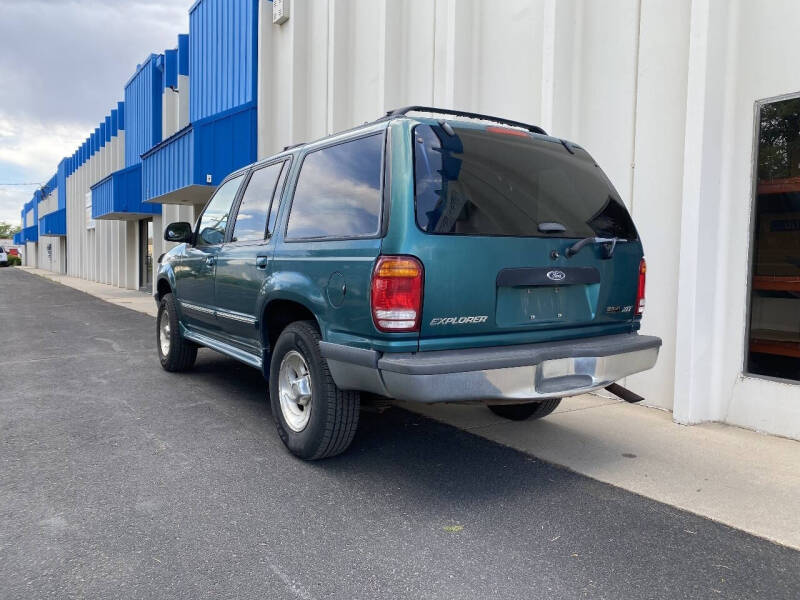 1998 Ford Explorer XLT