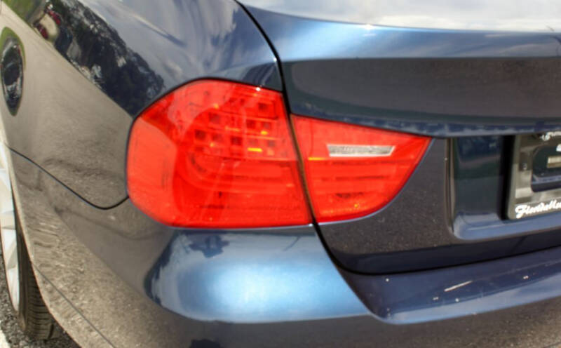 2011 BMW 3 Series 328i