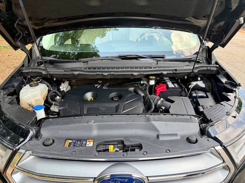 2017 Ford Edge Titanium