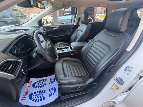 2022 Ford Edge SEL