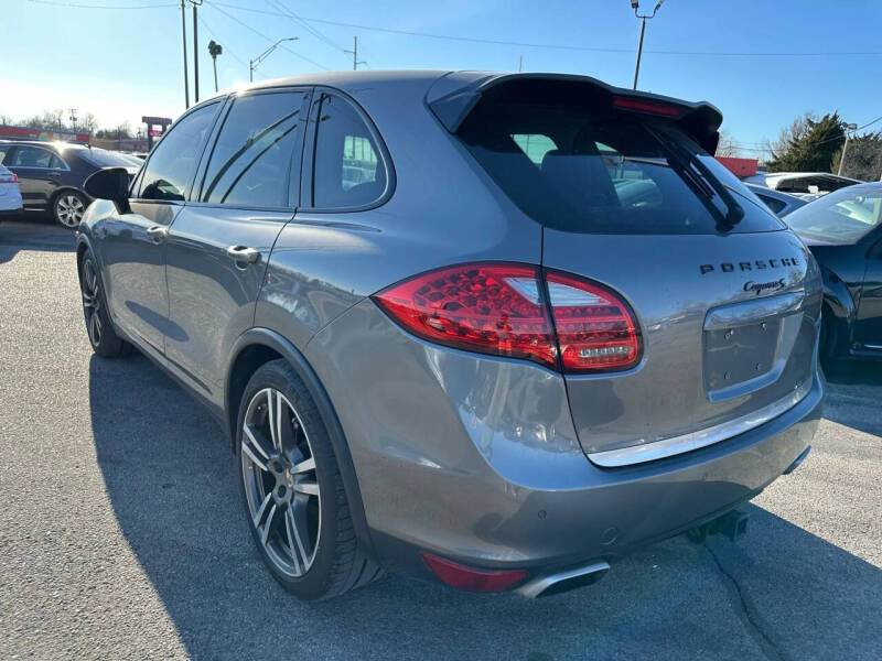 2011 Porsche Cayenne S