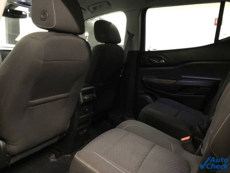 2018 GMC Acadia SLE-2