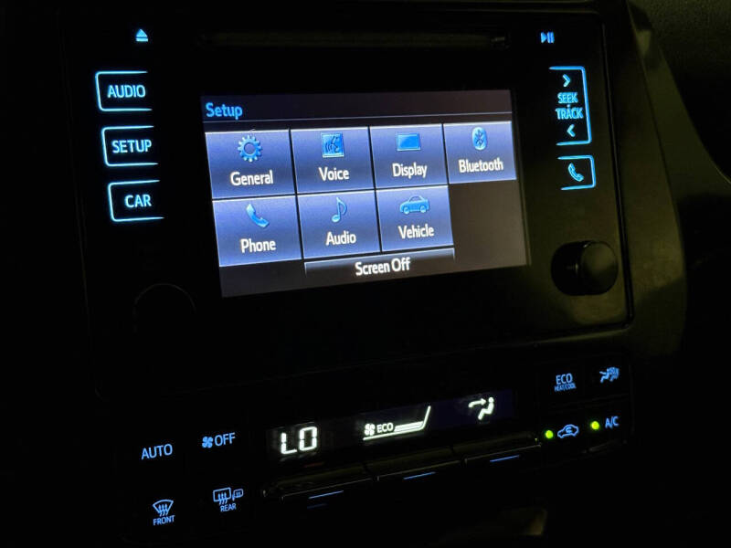 2019 Toyota Prius L Eco