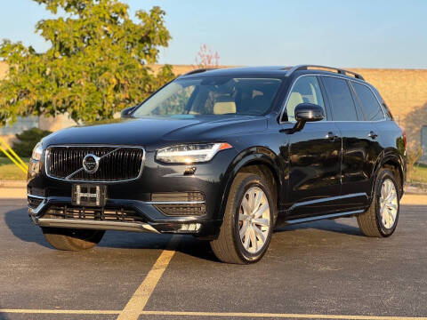 2016 Volvo XC90 T6 Momentum
