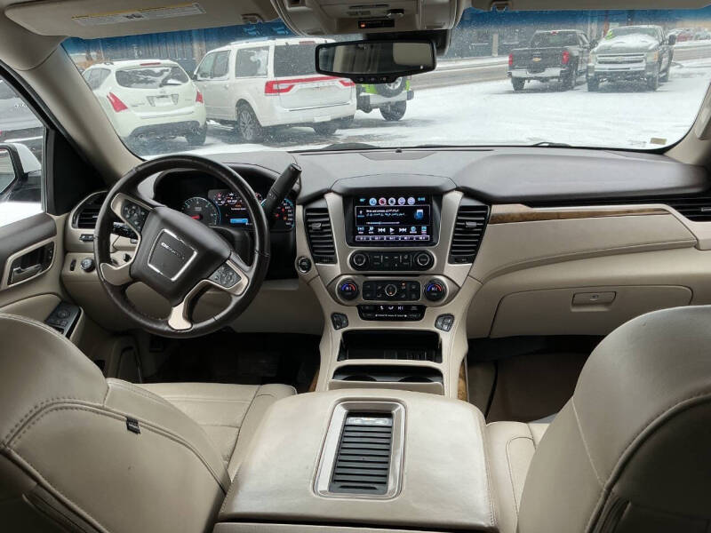 2017 GMC Yukon XL Denali