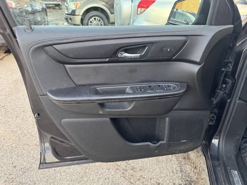 2016 GMC Acadia SLT-1
