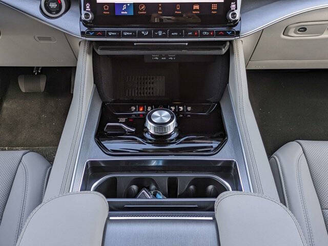 2026 Jeep Grand Wagoneer