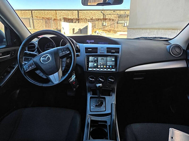 2012 Mazda MAZDA3 i Touring