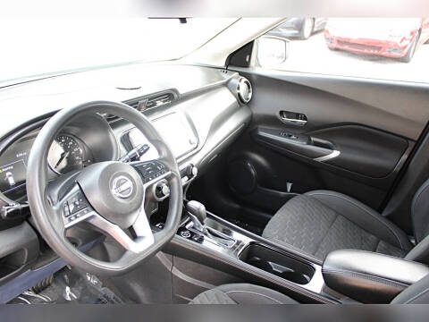 2022 Nissan Kicks SV