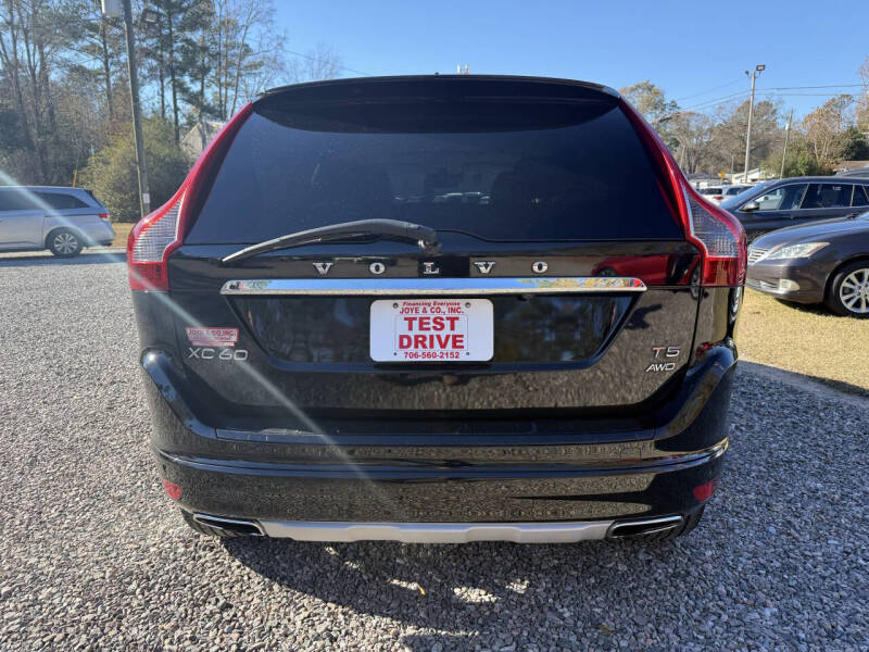 2017 Volvo XC60 T5 Inscription