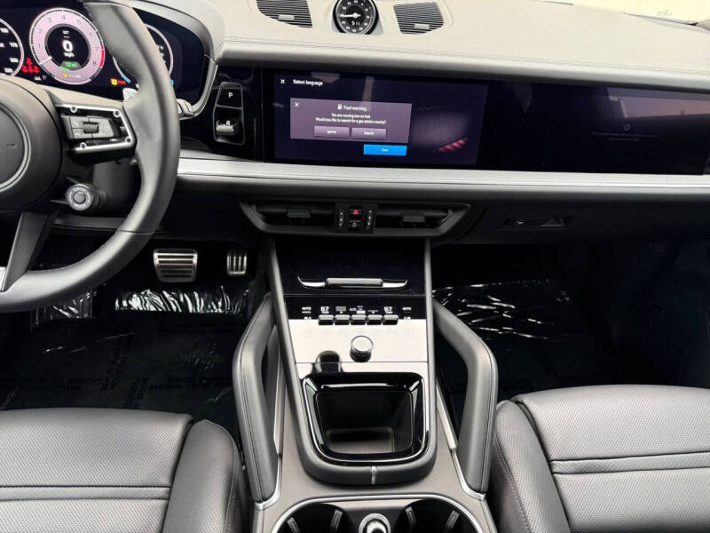 2024 Porsche Cayenne Turbo E-Hybrid