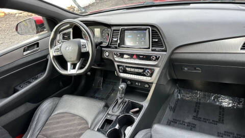 2018 Hyundai Sonata Sport