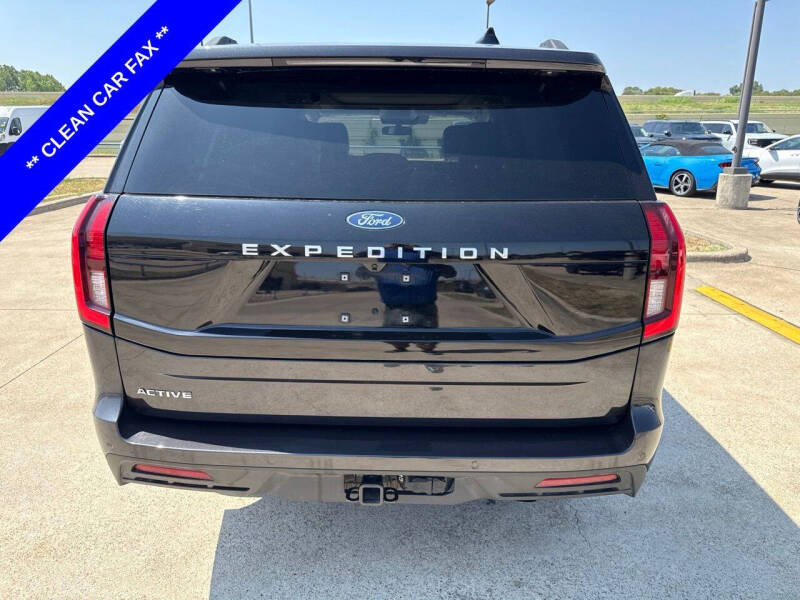 2025 Ford Expedition Active