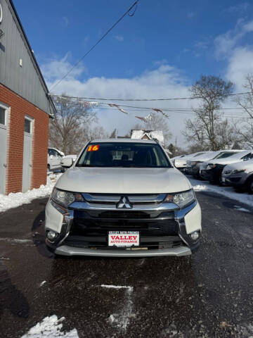 2016 Mitsubishi Outlander SE