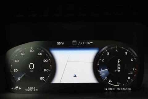 2018 Volvo XC90 T6 Momentum