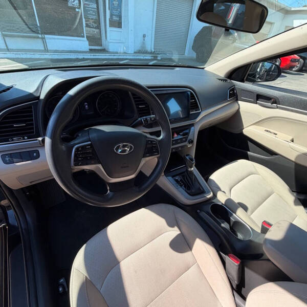 2018 Hyundai Elantra
