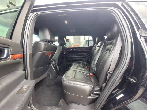 2018 Lincoln MKT Town Car Livery Fleet