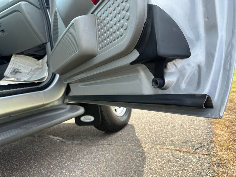 2003 Ford F-350 Super Duty XLT