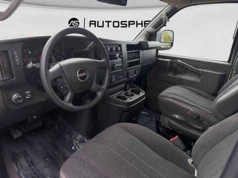 2022 GMC Savana 2500