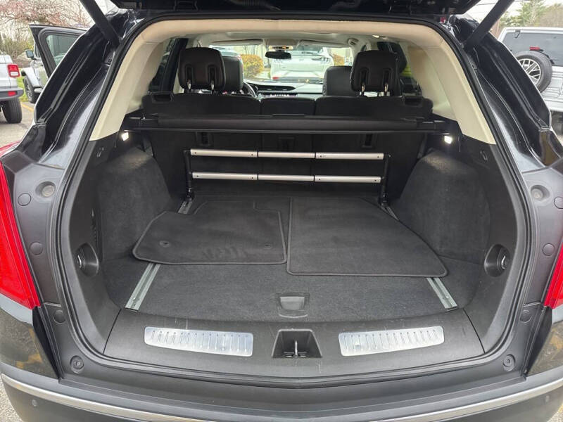 2017 Cadillac XT5 Luxury