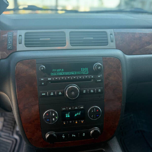 2013 Chevrolet Suburban LT