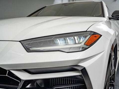 2022 Lamborghini Urus